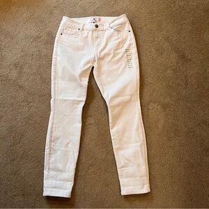 Cabi NWT Style # 6073 Skinny white Jeans Size 10